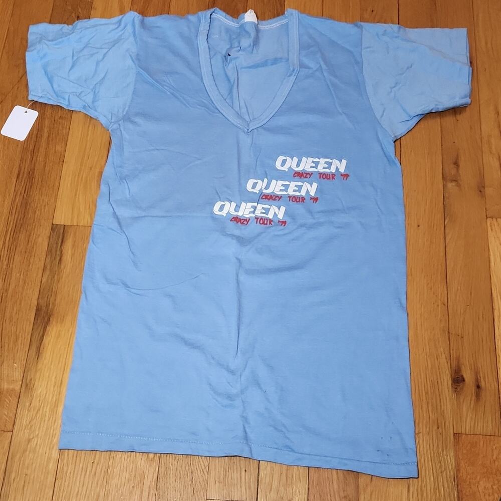 Vintage Queen Crazy Tour '79 Blue V-Neck T-Shirt Medium Authentic Vtg
